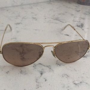 RAY-BAN AVIATORS